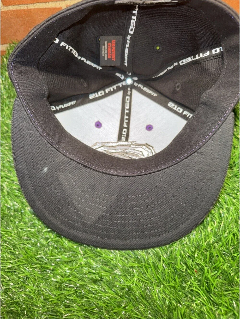 Maverik University Maverik Lacrosse 210 Fitted By FlexFit 6 7/8-7 1/4 Hat